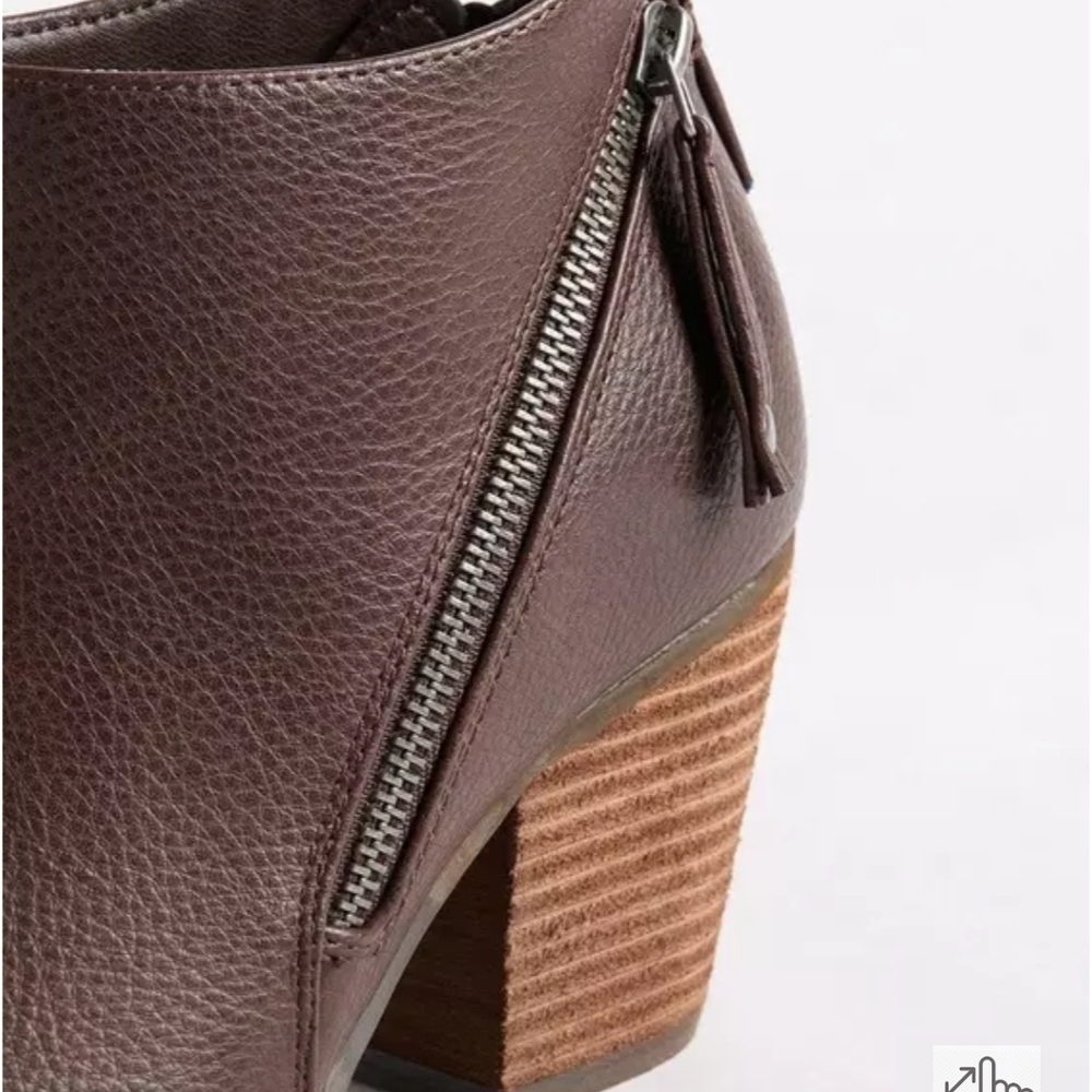 Torrid Rich Brown Ankle Booties 12 WW - Picture 5 of 16